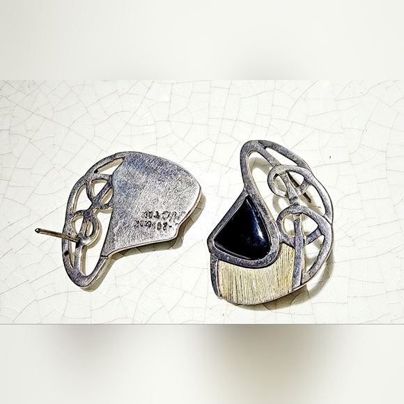 artisan sterling silver and onyx modernist design filigree post earrings - Picture 3 of 5